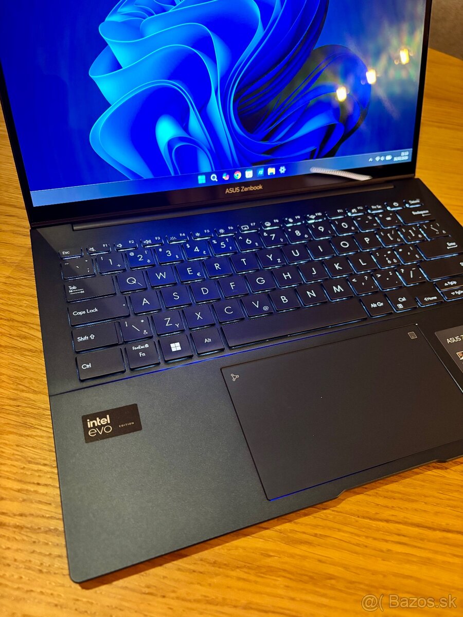 ASUS Zenbook 14 OLED UX3405 - 3