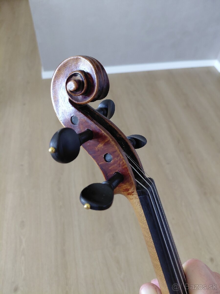 4/4 husle - 3