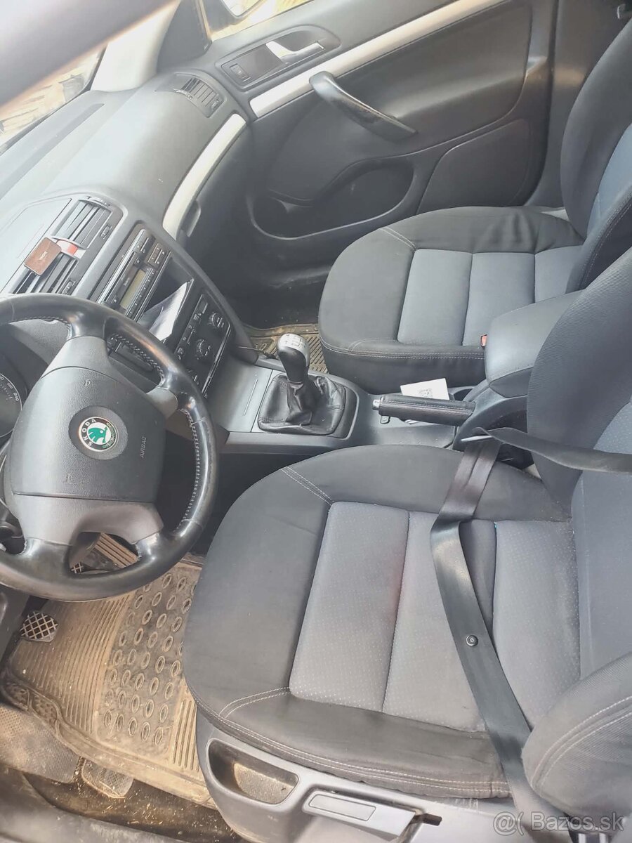 Predám škoda Octavia 2 1.9 77kw 4x4 - 3