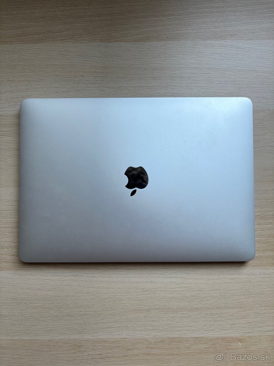 MacBook Pro 2019 13” 8GB/256GB - 3