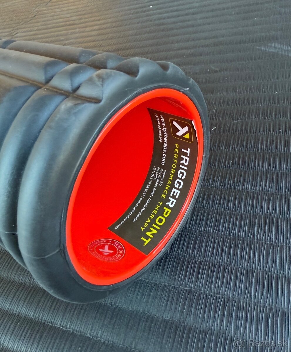 Foam Roller Grid masážny valec - 3