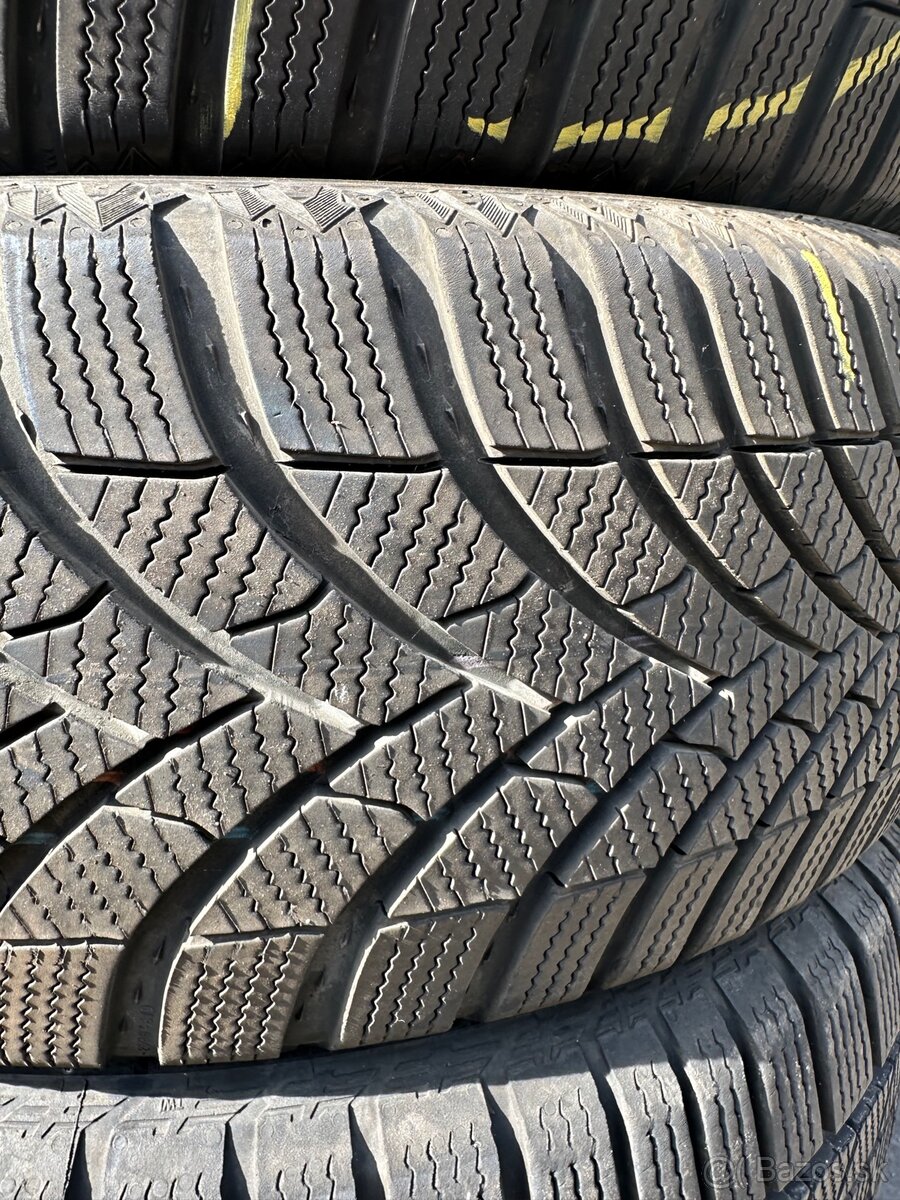 205/60 R16 zimne Semperit - 3