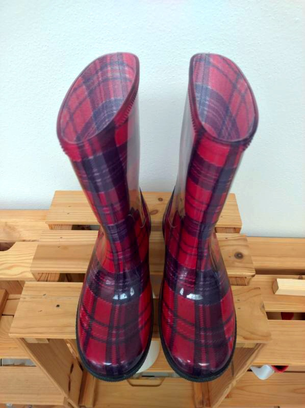 červene kockovane topanky gumáky Demar - 3