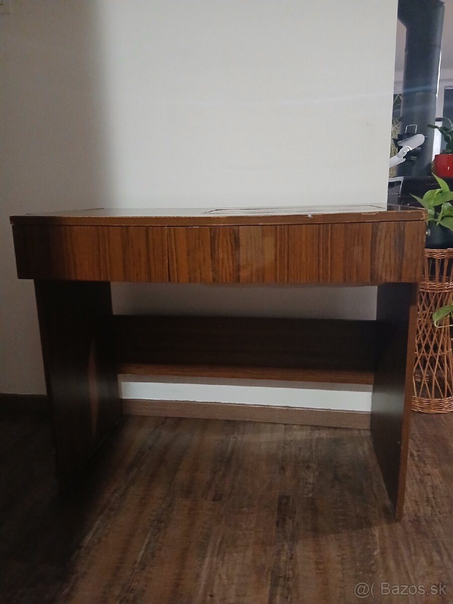 Šijací stroj Veritas - 3