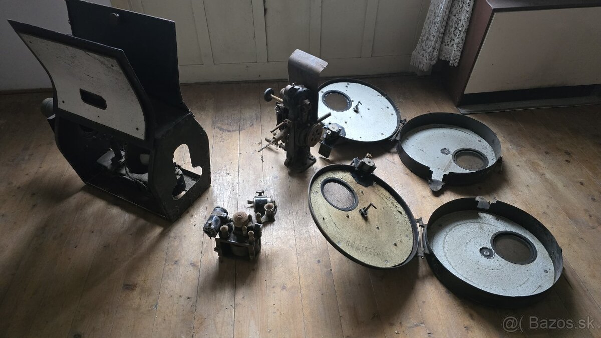 Starý filmový premietač Schilling Guyla + originálny objektí - 3