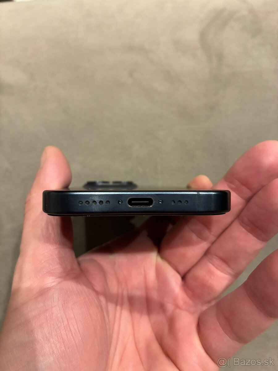 iPhone 15 Pro 256GB Blue - 3