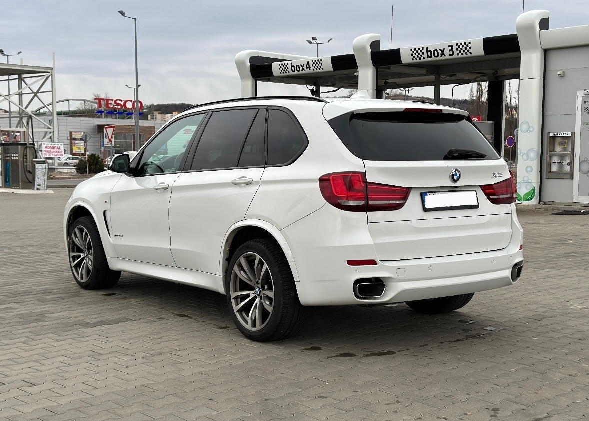 BMW X5 4,0D - 3