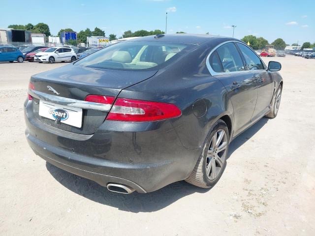 Jaguár XF 250 3,0 tdv6 202 kw - 3