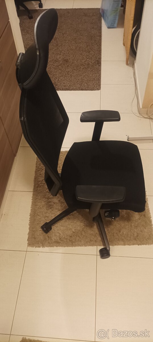 ergonomická kancelárska stolička - 3