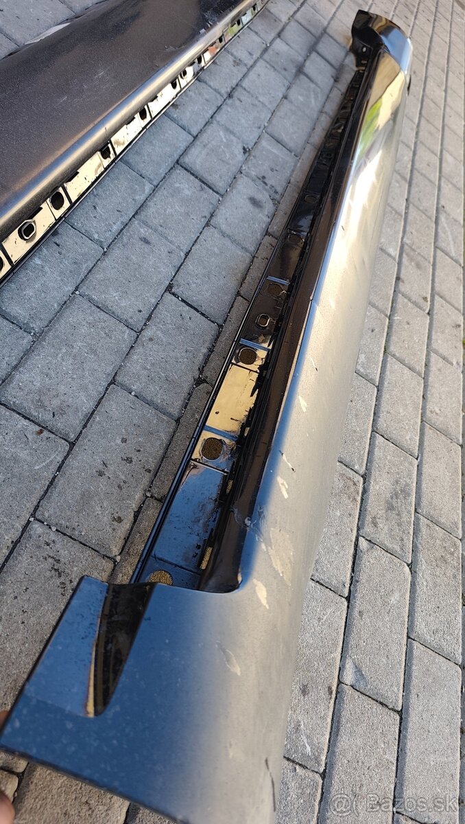 Kryt prahov Audi A8 D3 3.0 tdi - 3