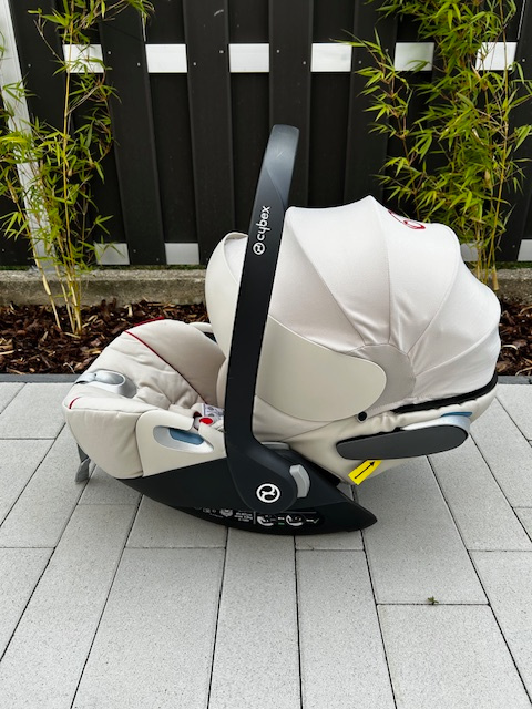 Cybex Cloud Z I-Size FERRARI - 3
