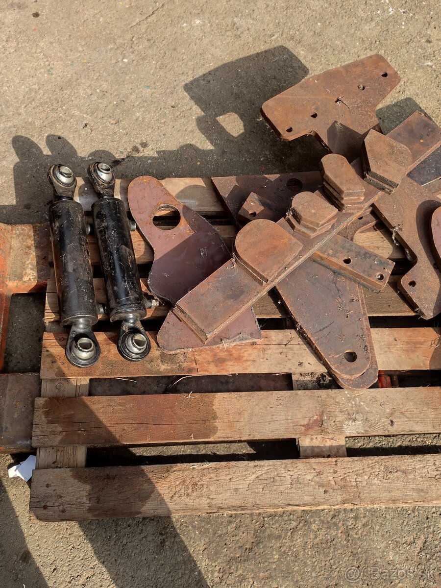 Predná hydraulika - 3
