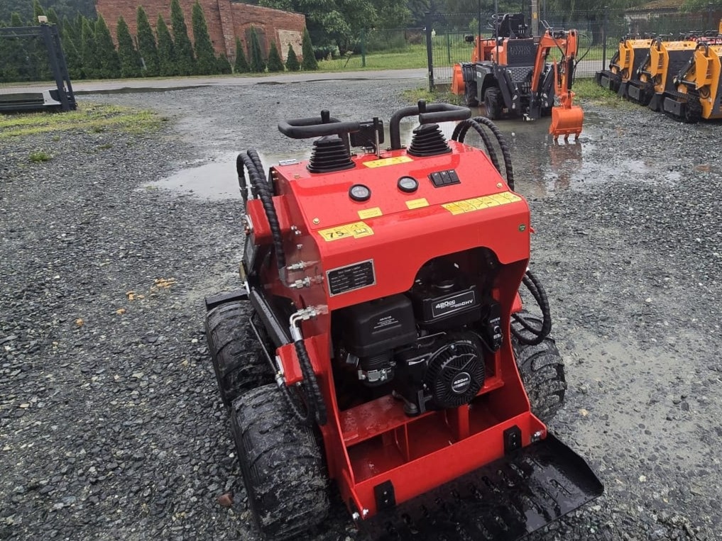 Mininakladač SLZ323TZ - 3