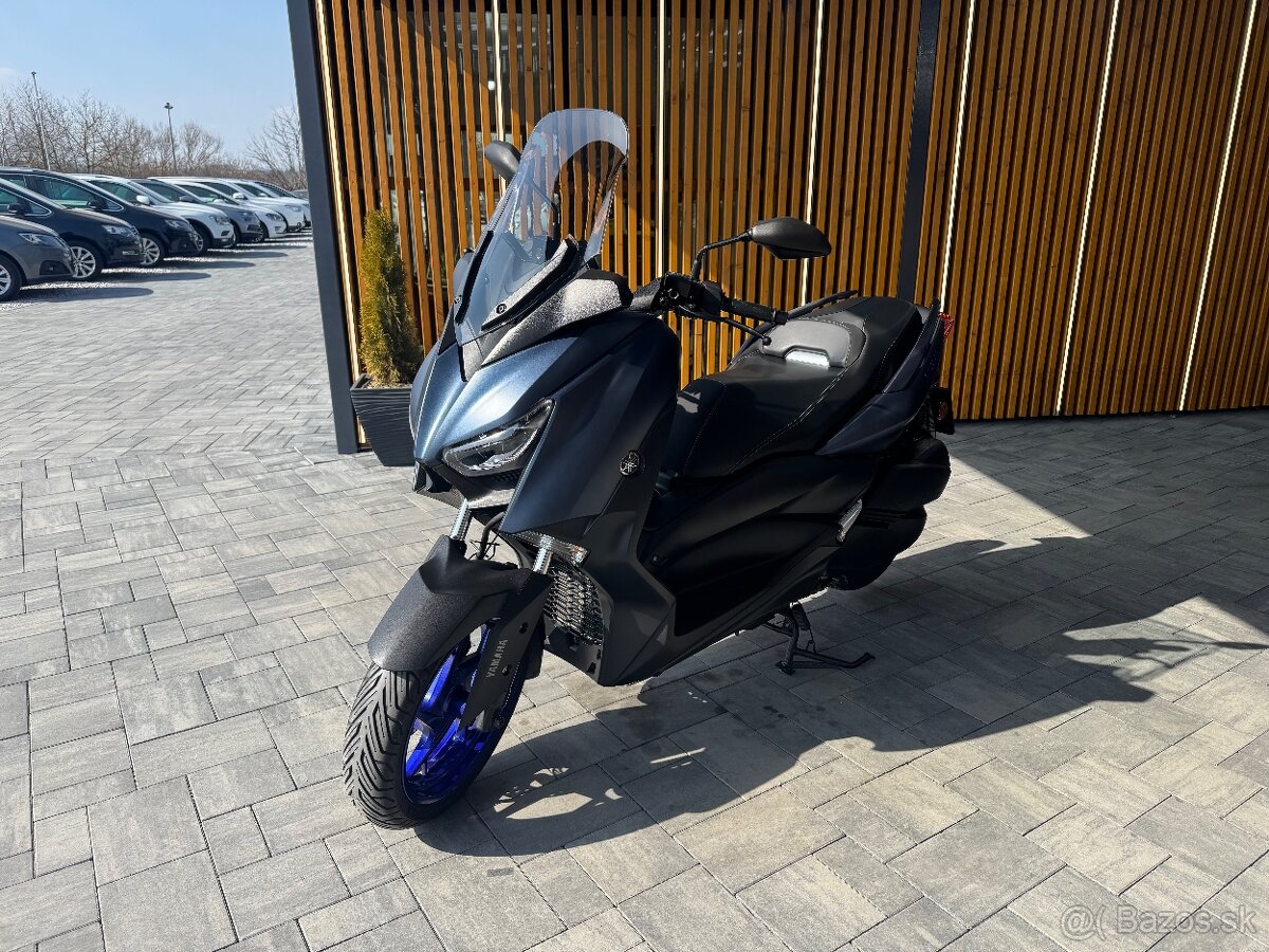 Yamaha X Max 300 AKRAPOVIČ - 3