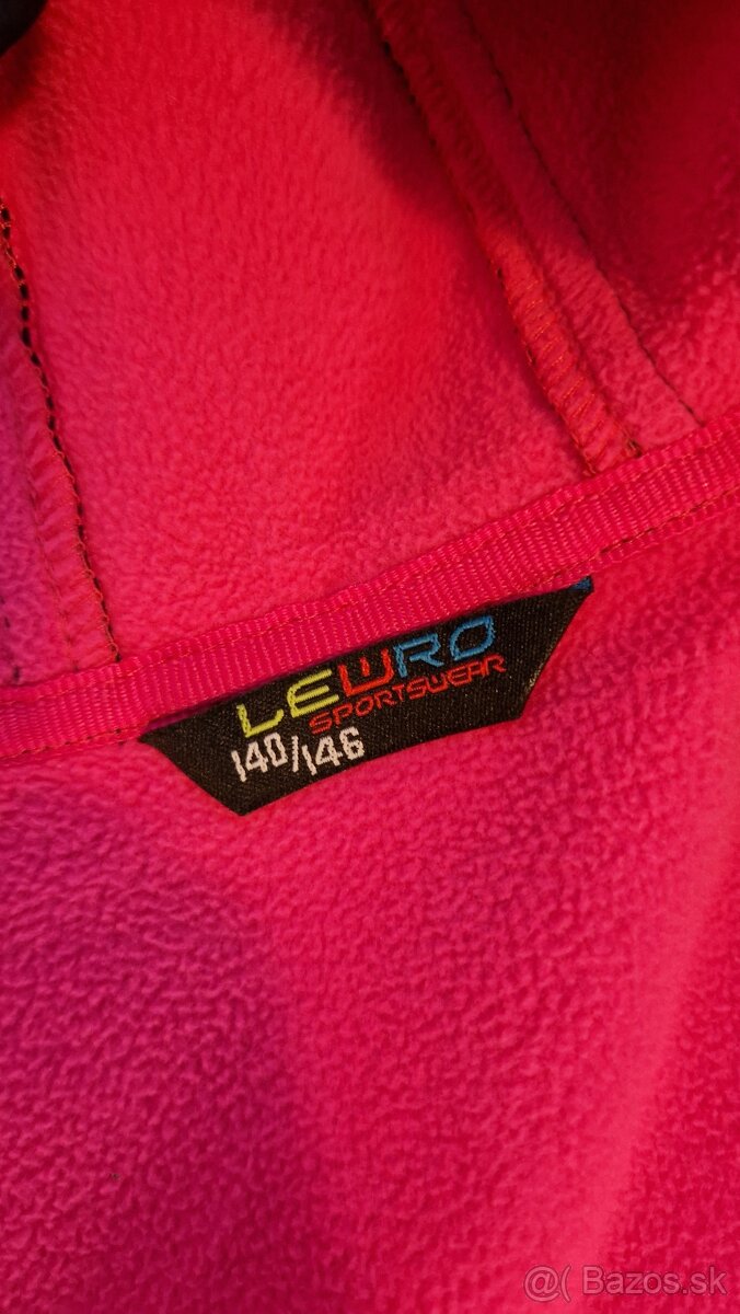 Predám dievčenskú windstopper bundu 140/146 - 3