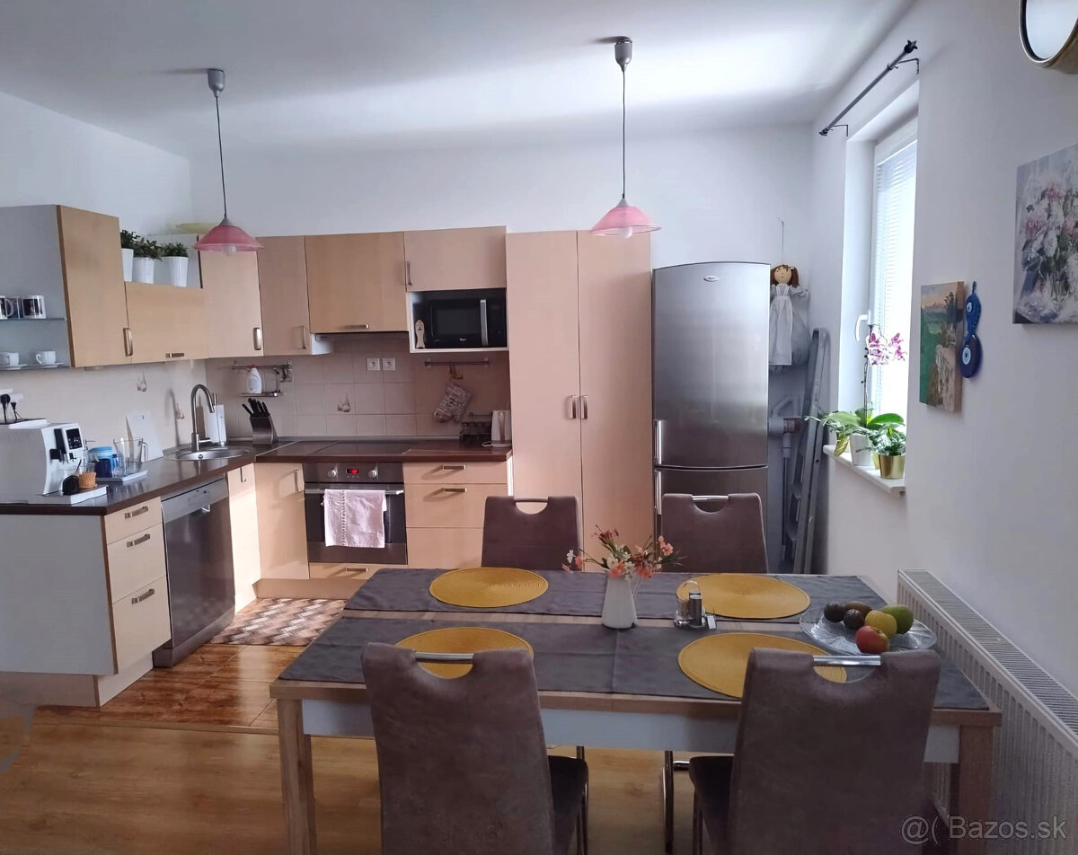 SENEC – NA PREDAJ moderný veľkometrážny 2 izbový byt s loggi - 3