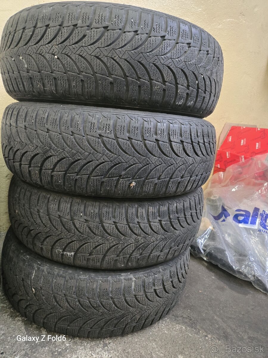 185/65 r15 - 3