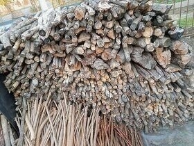 Predam drevene kocky za 39e m3.info na t.c.0944818534, drevo - 3