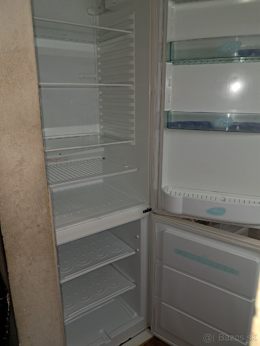 Chladnička s mrazničkou - 3