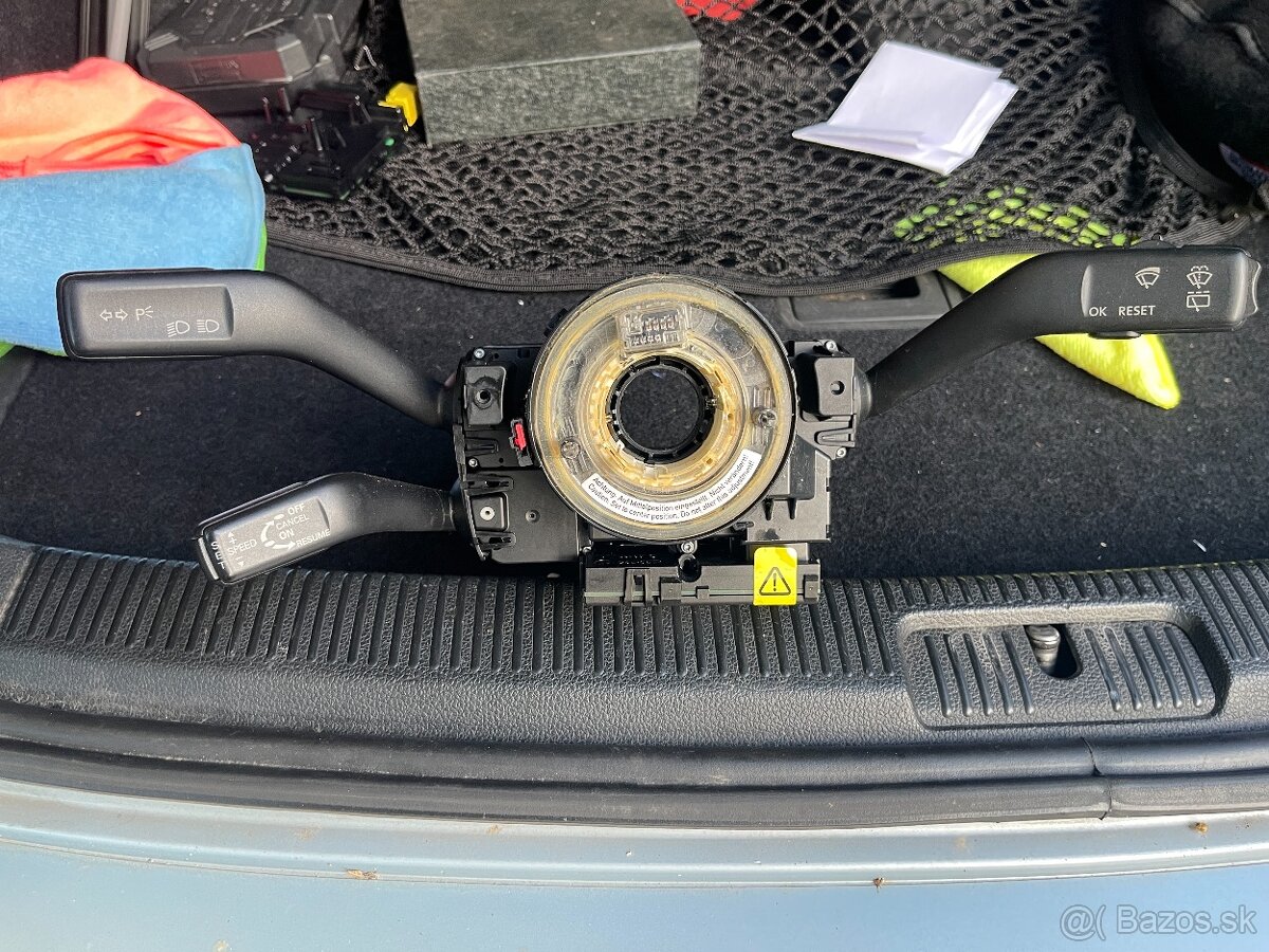 Podvolantova RJ a packy Passat B6 - 3