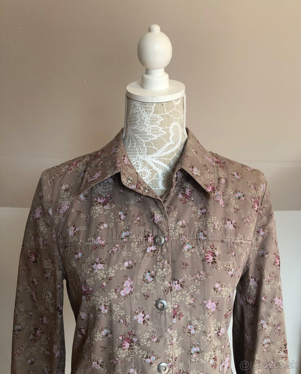 Kvetinová košeľa, 36 - 3