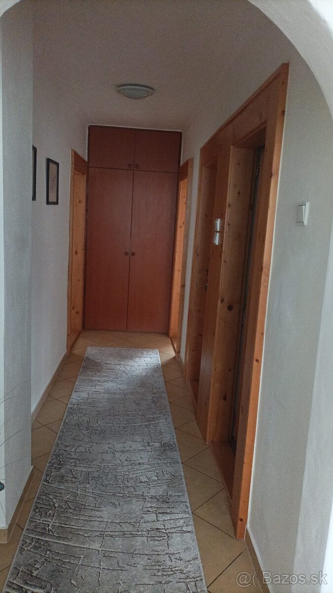 Byt v rodinnom dome - 3