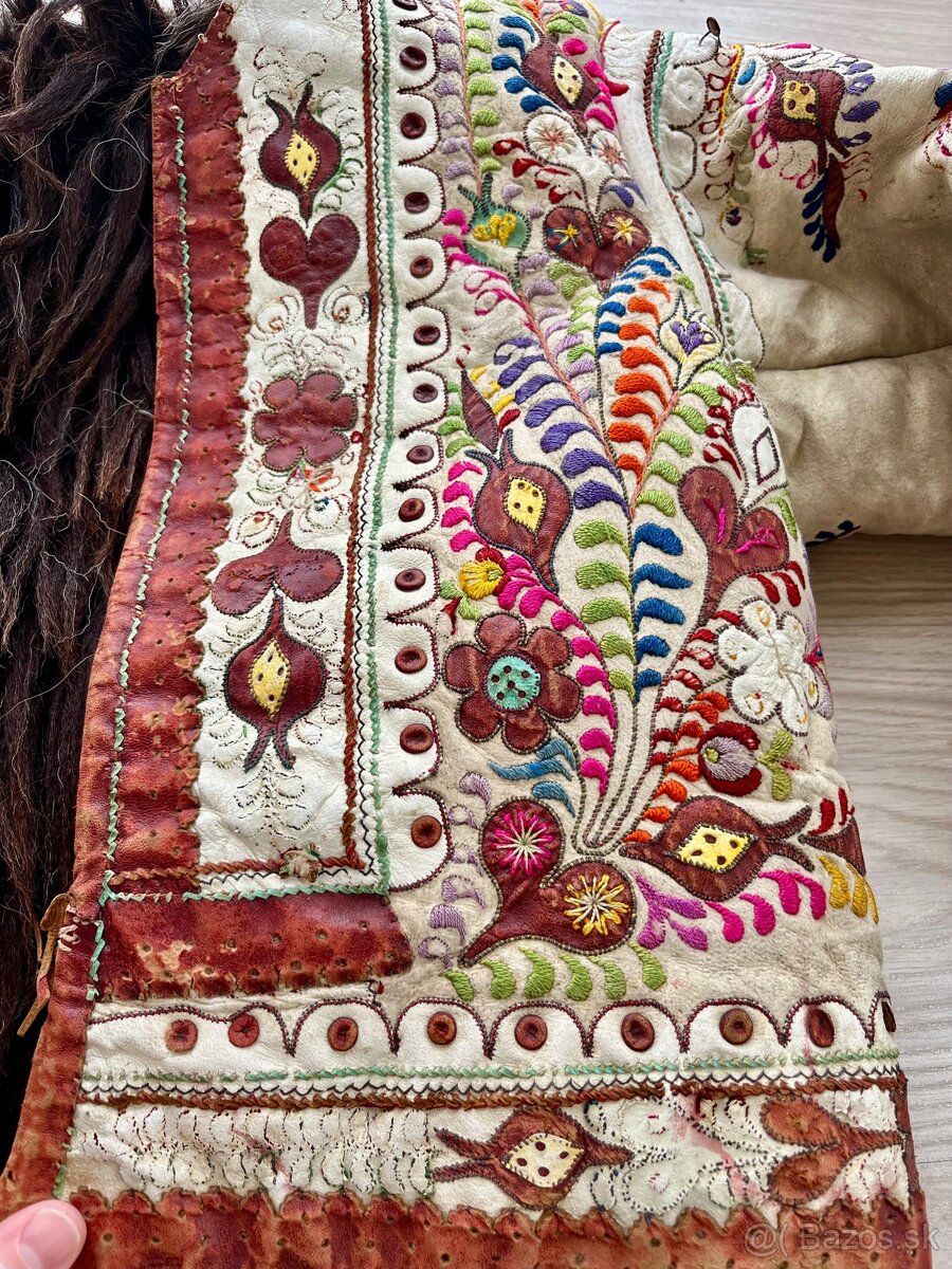 Starý kožuch Hrochot - 3