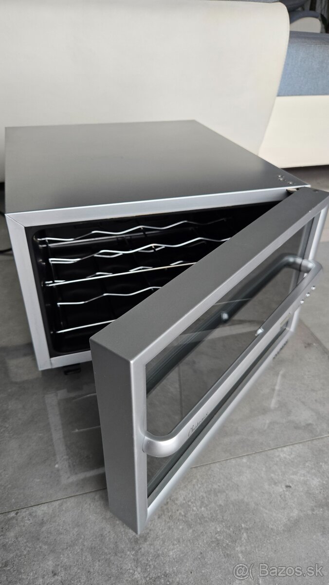 Vinotéka Hyundai Chateaux cv23 - 3