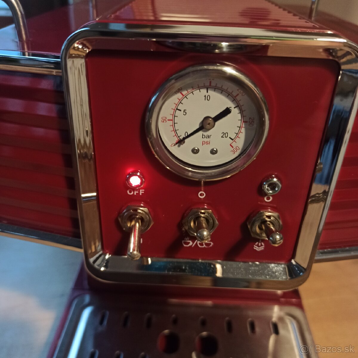 Klarstein Gusto Classico pákový kávovar
- 3