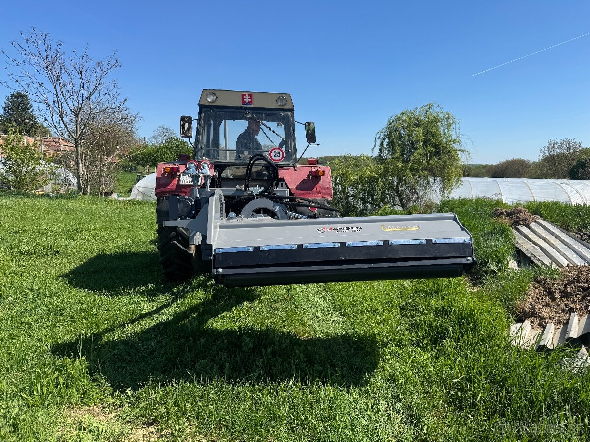 Priekopový mulčovač za traktor AGF 180 - 3