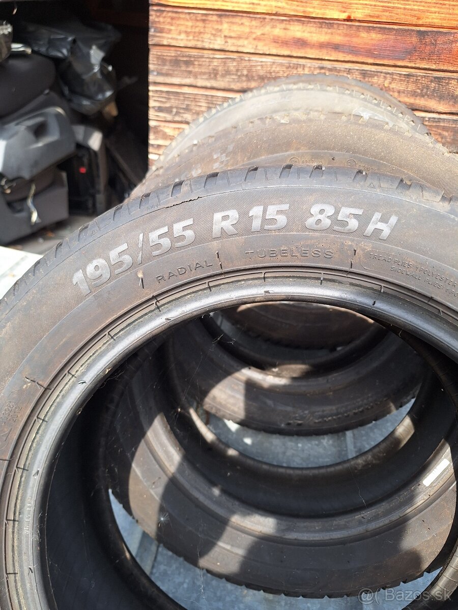 Pneumatiky 19555R15 85H - 3