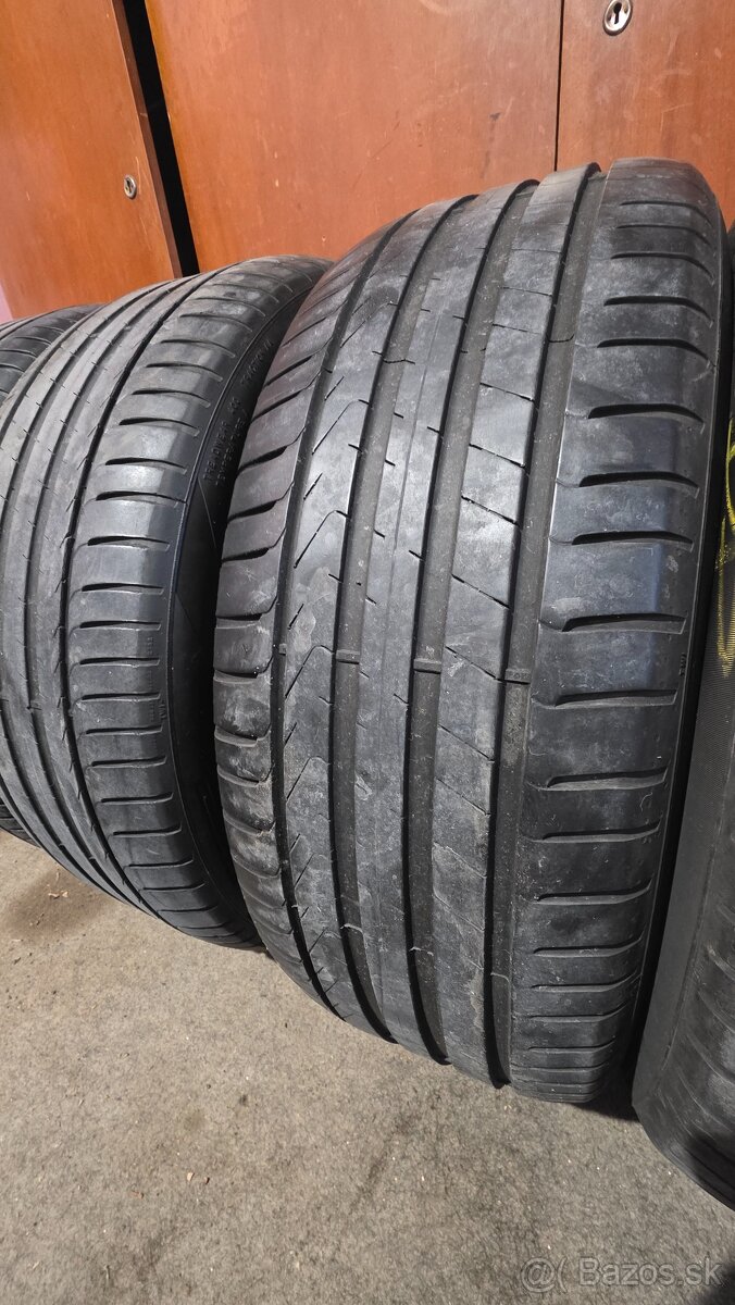 235/55 r18 - 3