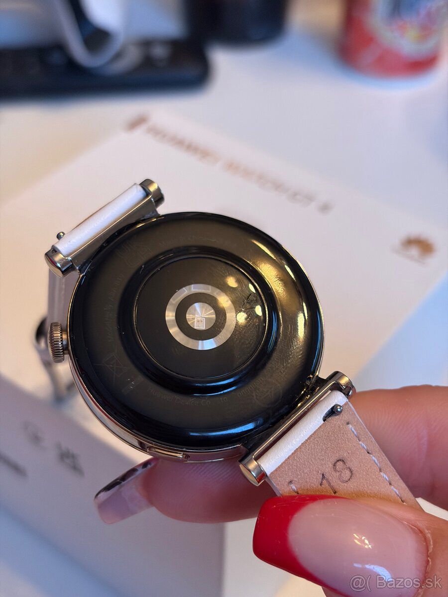 Huawei Watch GT4 - 3