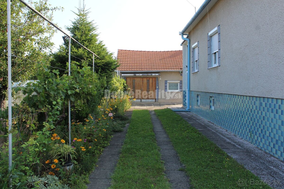 PREDAJ : Rodinný dom Zlaté Moravce - 3