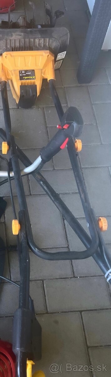 Elektrický kultivátor Riwall pro-RET 3275 - 3