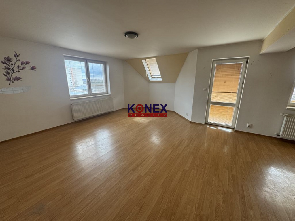 NA PRENÁJOM 4-izbový byt na skvelej adrese v SOBRANIACH - 3