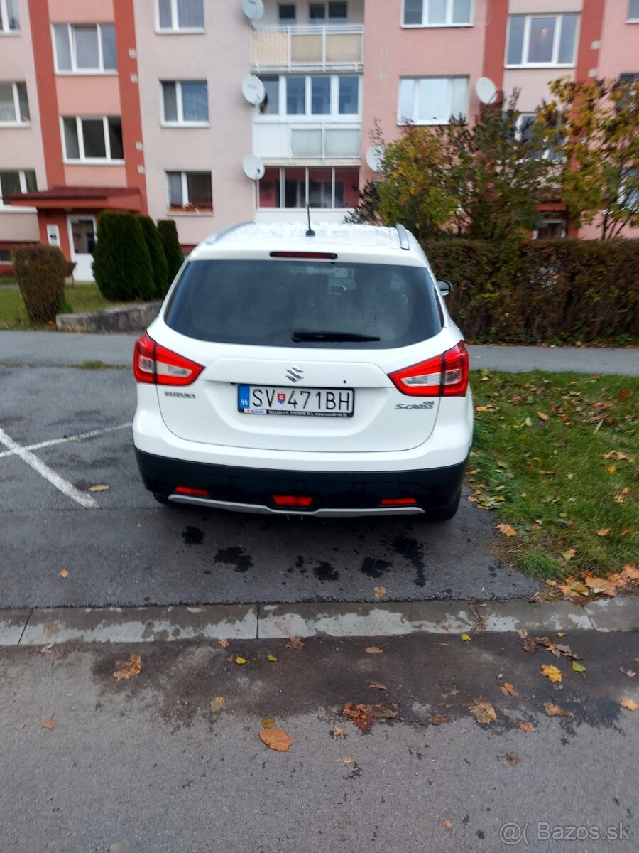 Suzuki SX4 S-Cross Hatchback 103kw MT6 - 3