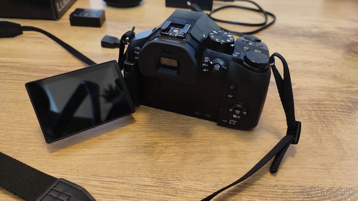 Panasonic DMC-FZ300 Lumix - 3