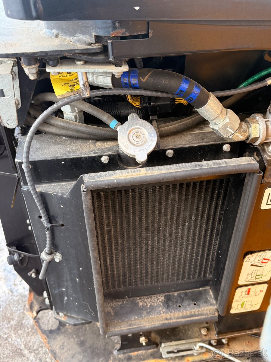 JCB 16 C-1 2021 Pouze 955mth - 3