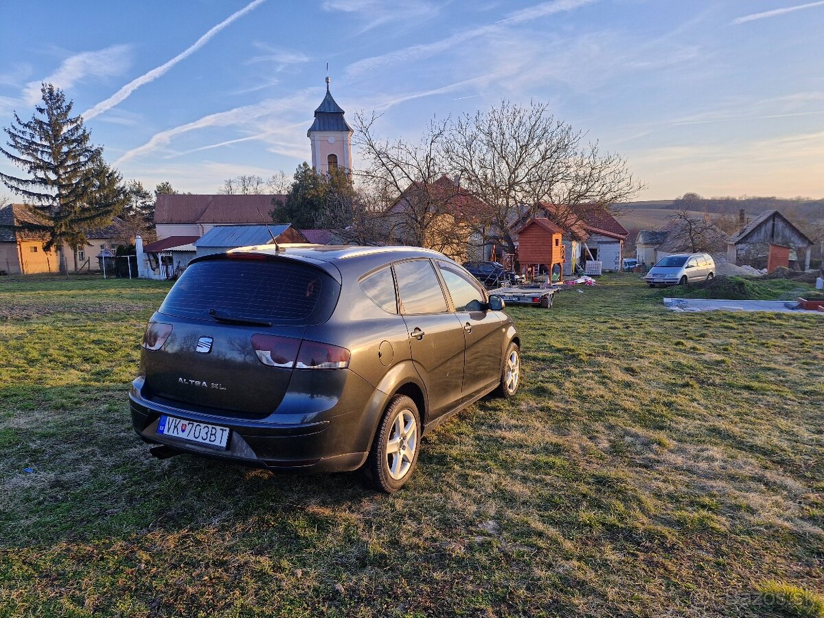 Predám Seat Altea xl 2.0 TDi - 3
