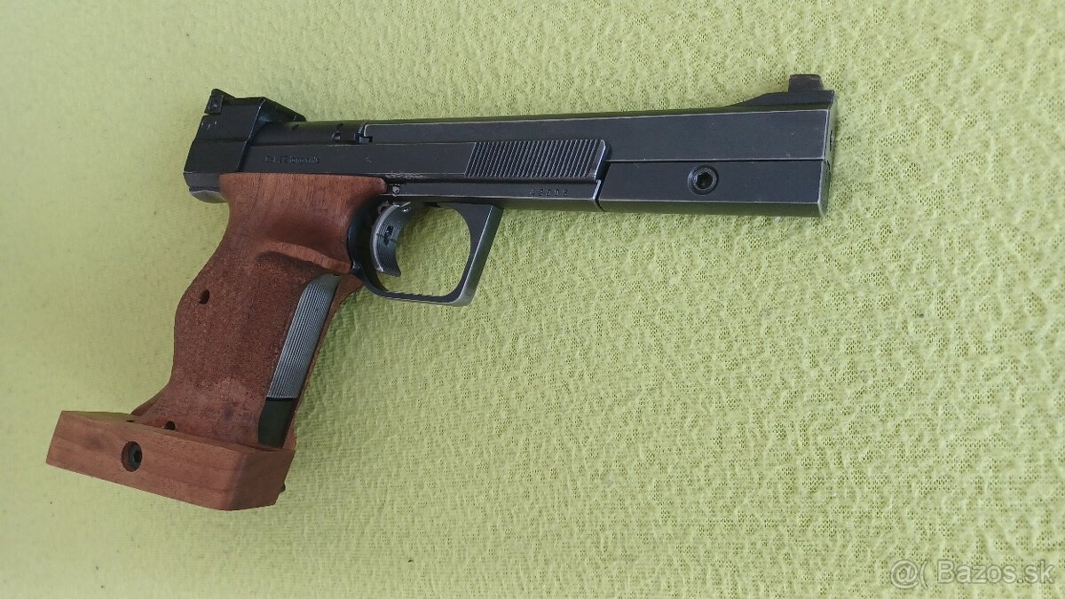 Predám pištoľ hammerli208 22lr - 3