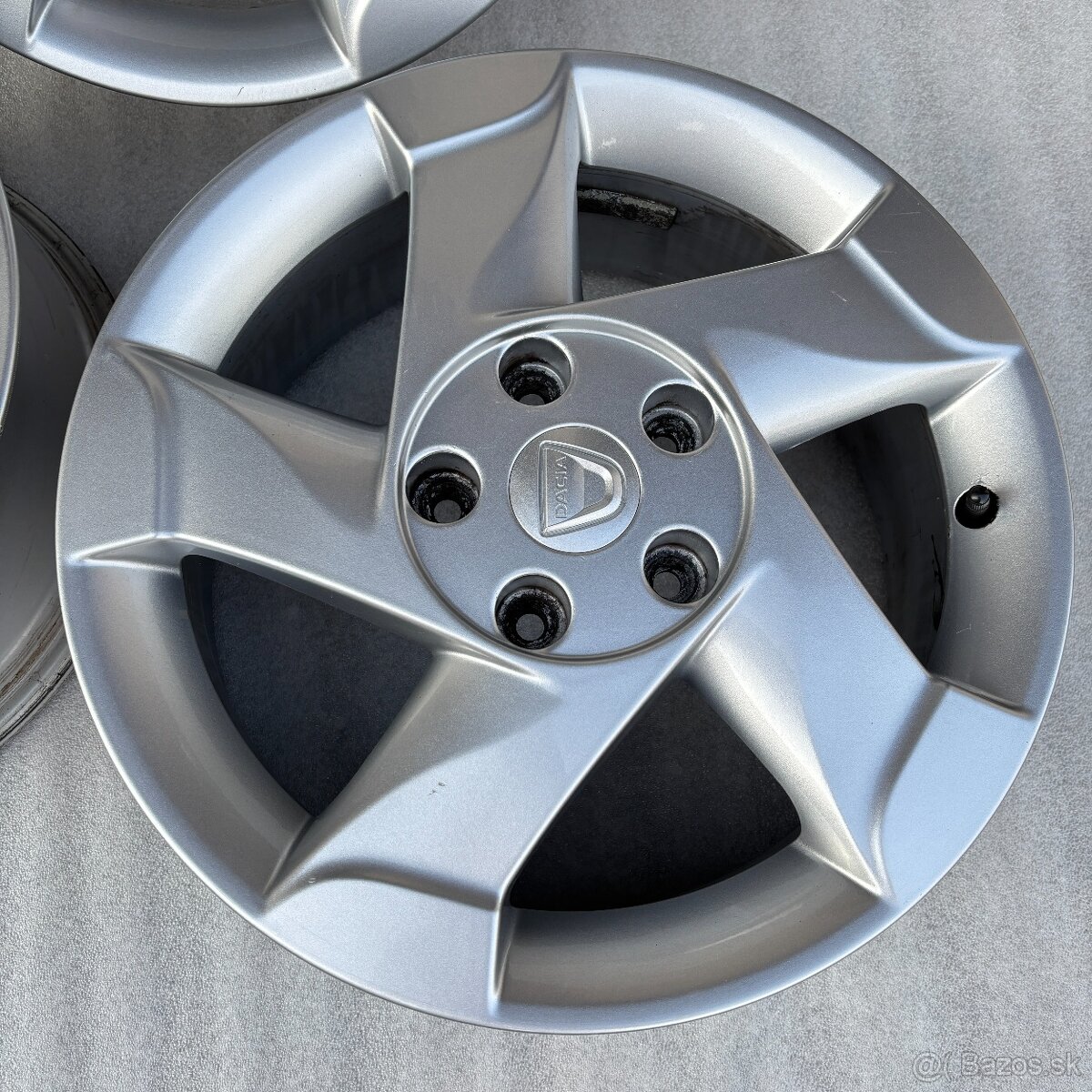 16" Hliníkové disky DACIA - 3