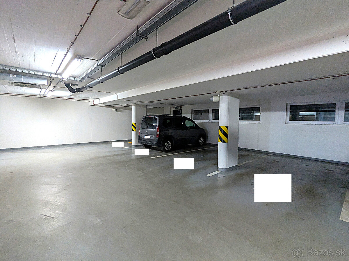 Vnútorné parkovacie miesto blízko Centra, Strojárenská - 3