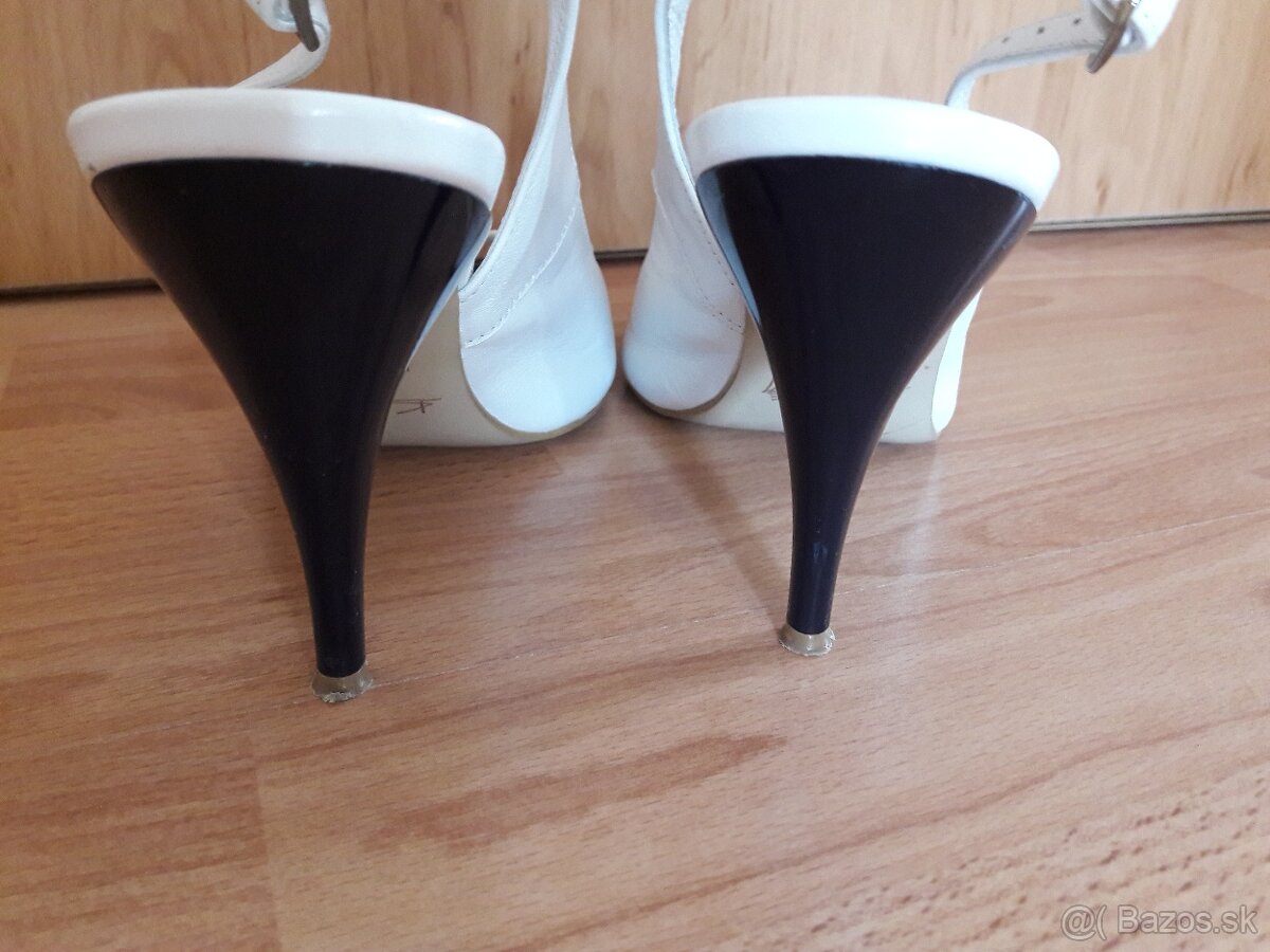 Kožené lodičky zn.KATI - 3