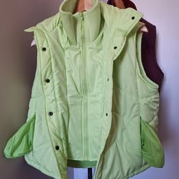 Dámske farebné prešívané vesty - 3