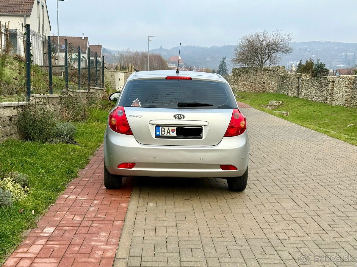 Kia ceed, 1.6 benzín, automat - 3