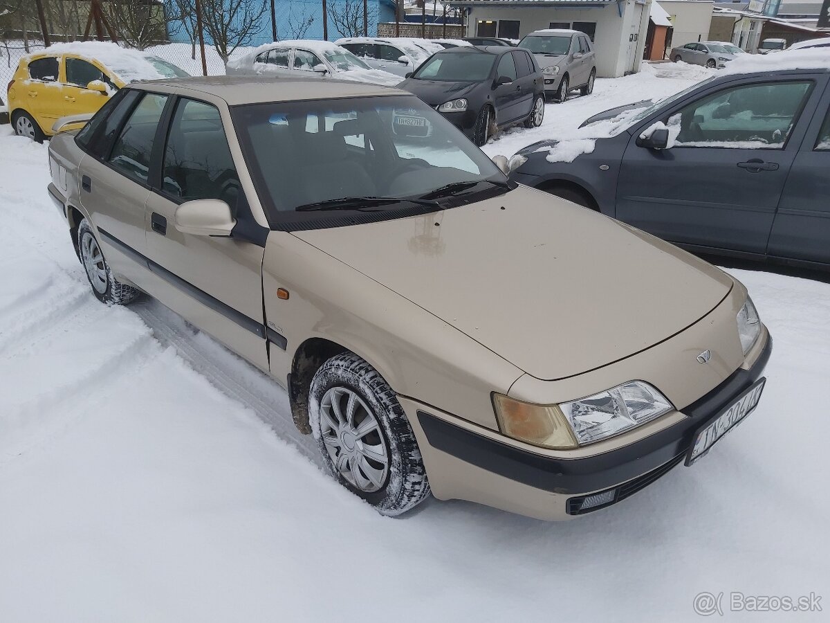 Daewoo Espero 1.5 GLX - 3