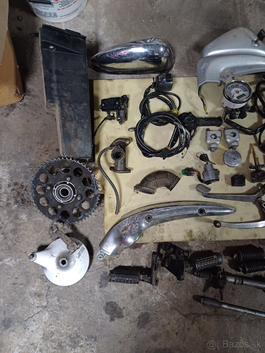 Suzuki VL 125 na ND - 3