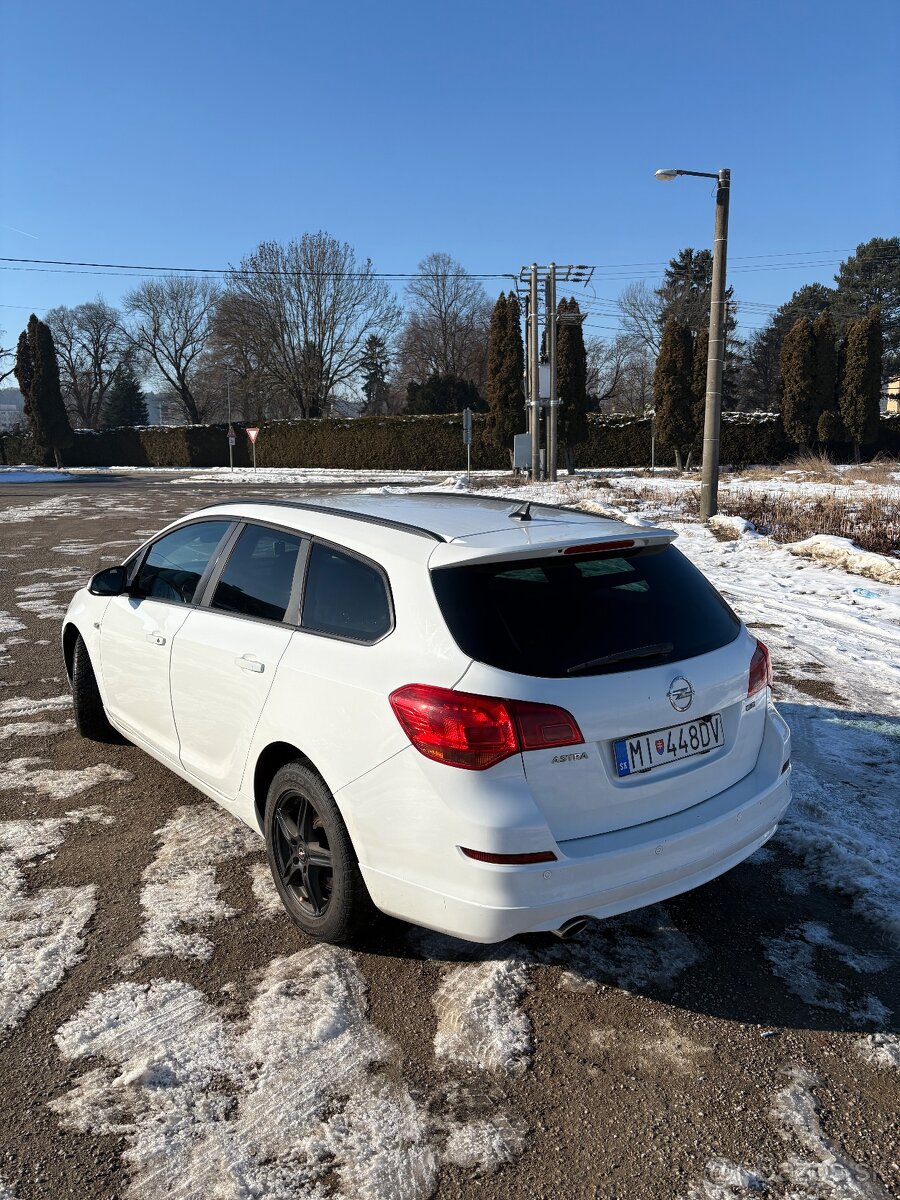 Opel astra J - 3