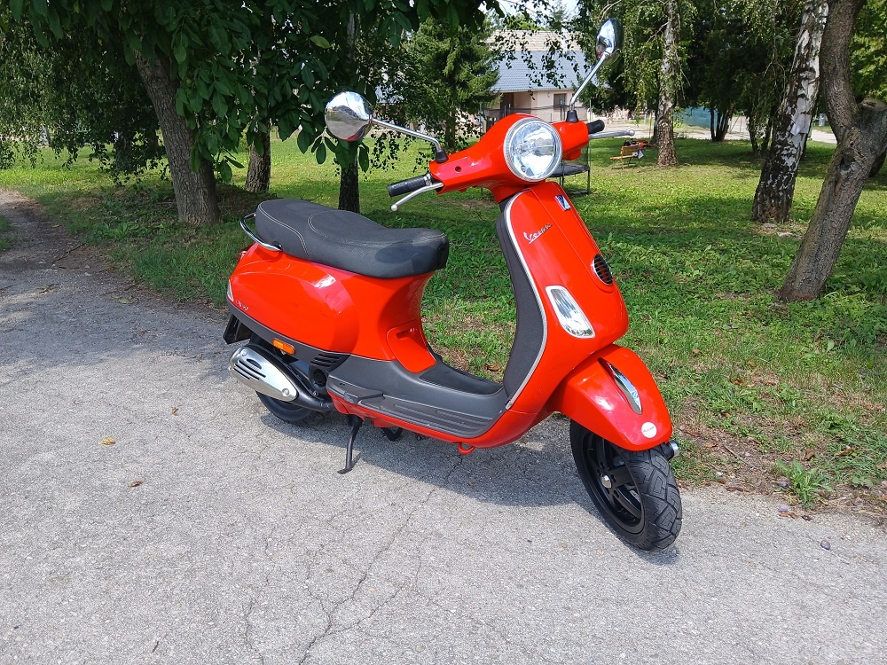 Piaggio Vespa LX2 50 - 3